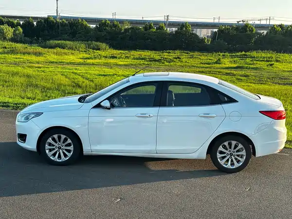 Ford Escort 2015