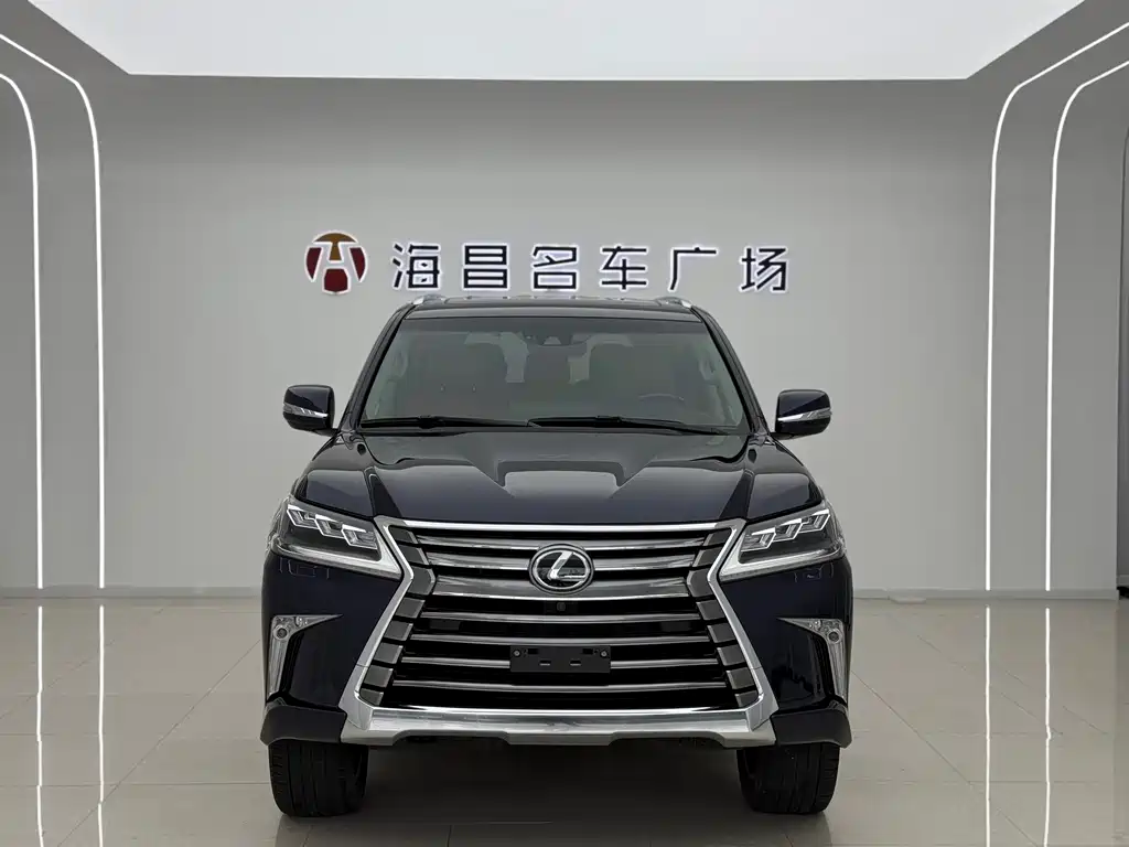Lexus LX 2017 — фото 2