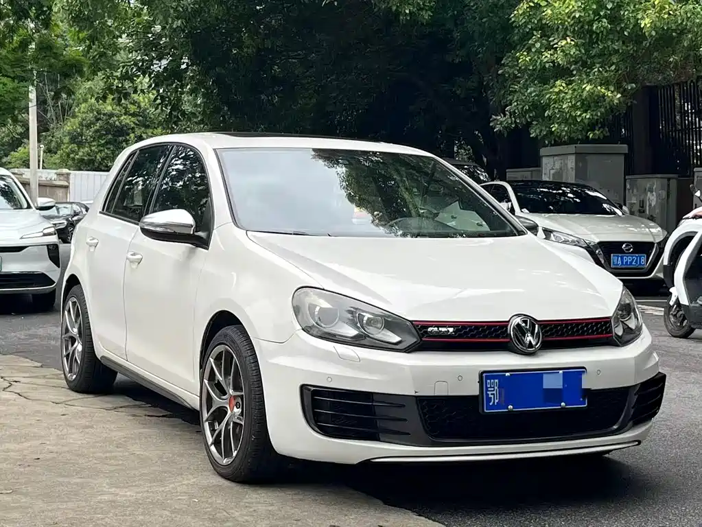 Volkswagen Golf GTI 2010