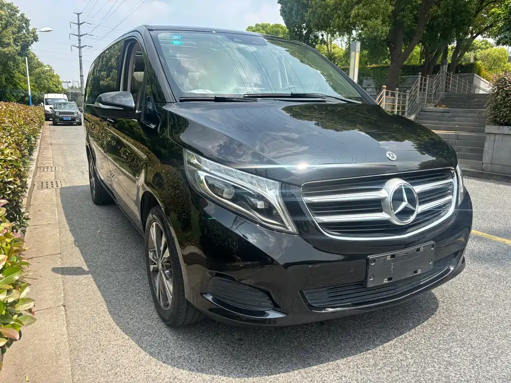 Mercedes-Benz V-Class 2018 — фото 3