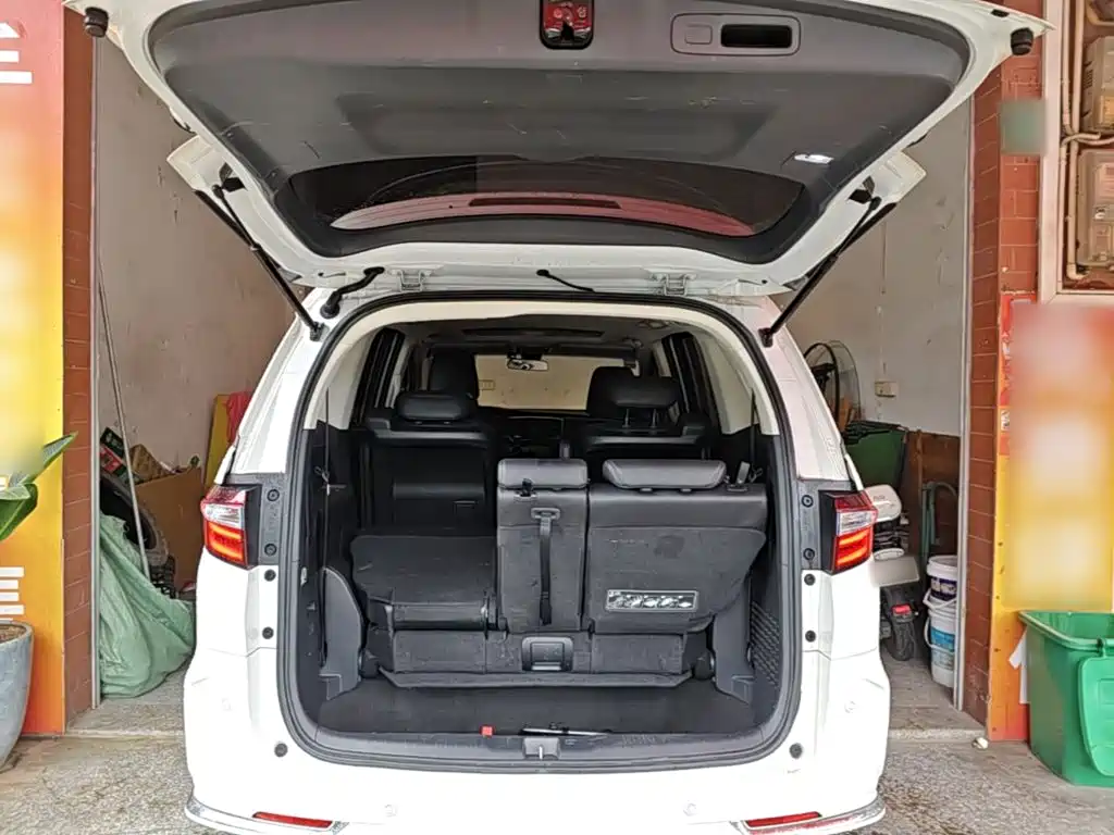 Honda Odyssey 2021 — фото 15