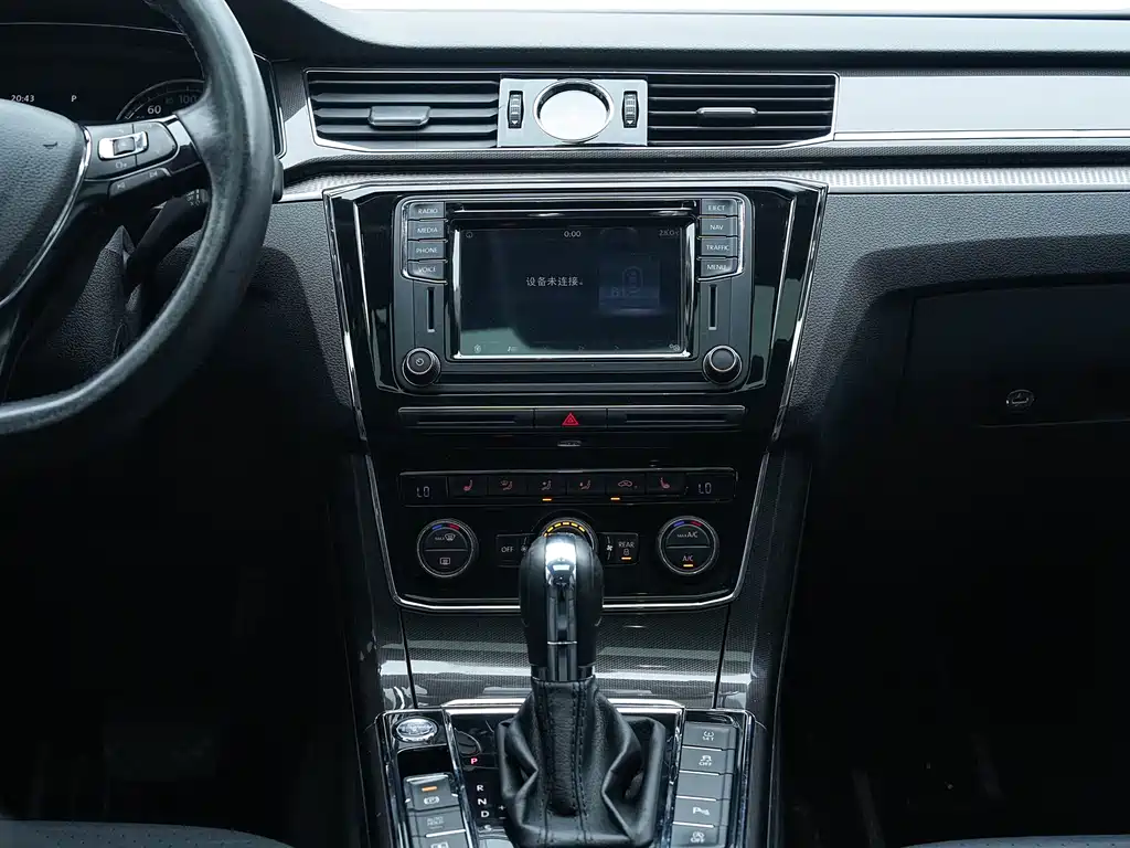 Volkswagen Passat 2017 — фото 7