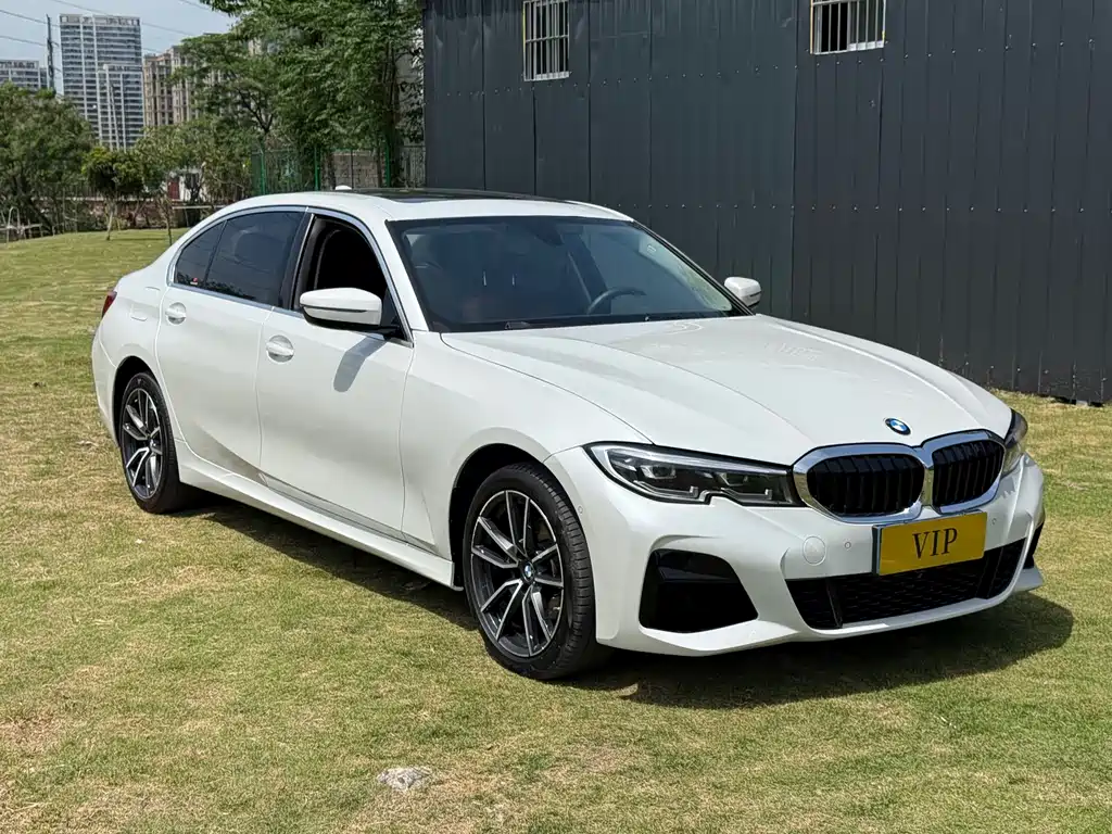 BMW 3 Series 2021