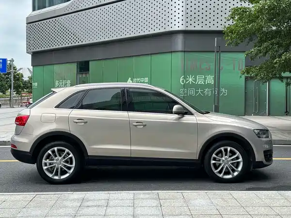 Audi Q3 2015