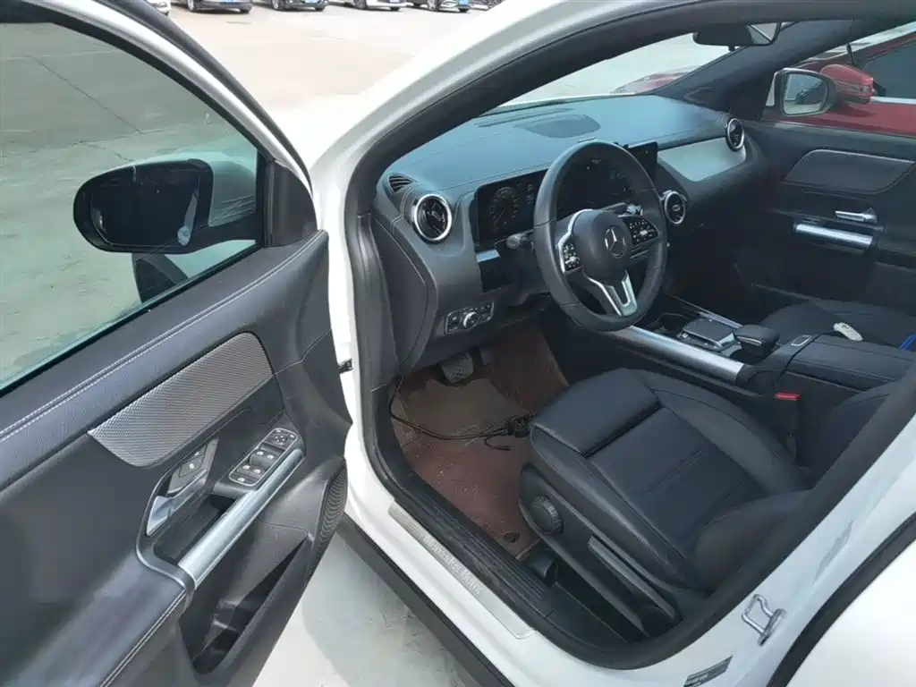 Mercedes-Benz GLA 2022 — фото 16