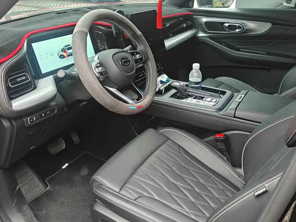 GAC Trumpchi GS8 2025 — фото 3