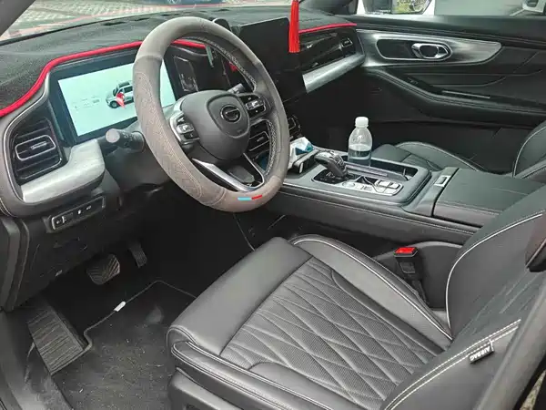 GAC Trumpchi GS8 2025