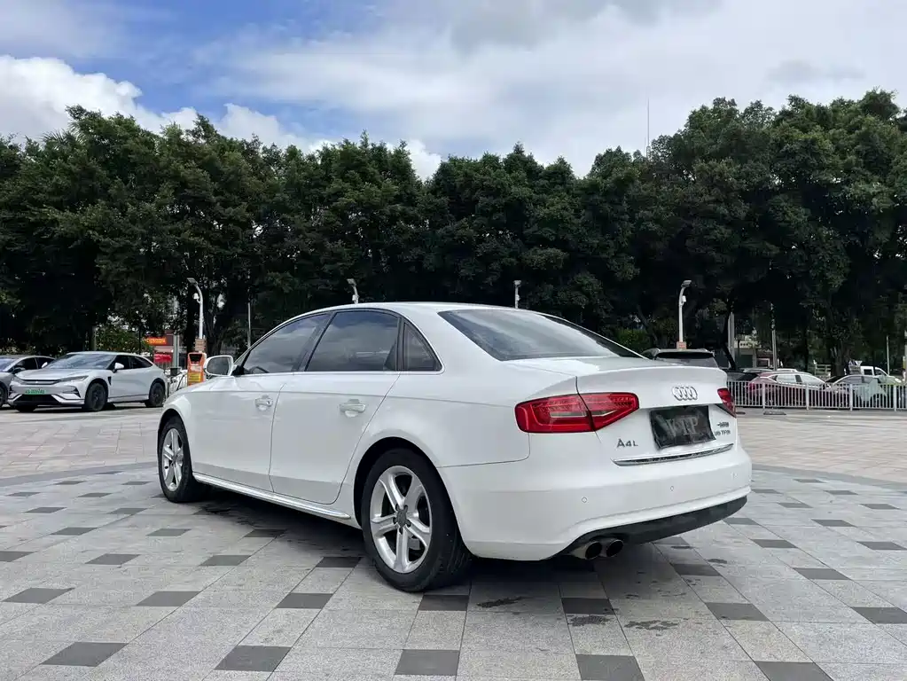 Audi A4L 2016 — фото 10