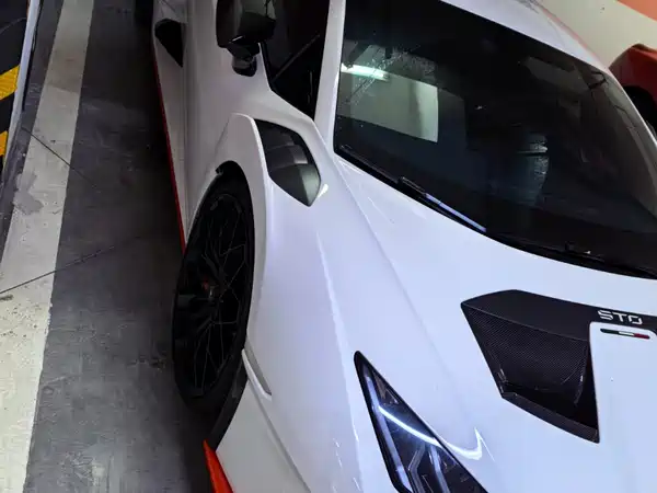 Lamborghini Huracan 2022
