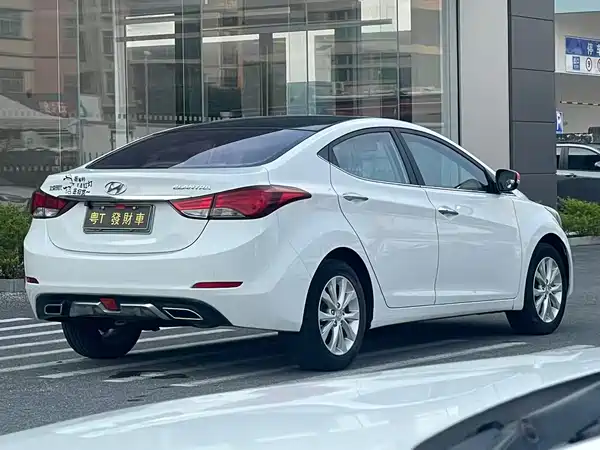 Hyundai Elantra Langdong 2017