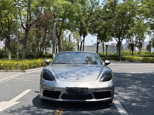 Porsche 718 2017
