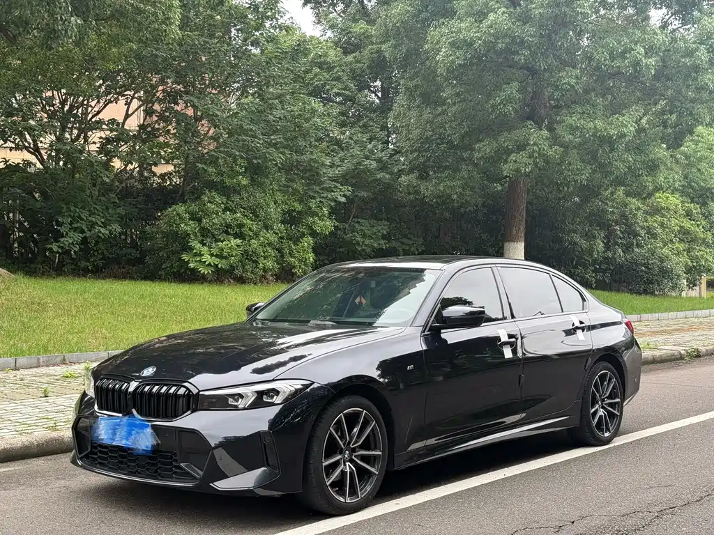BMW 3 Series 2022
