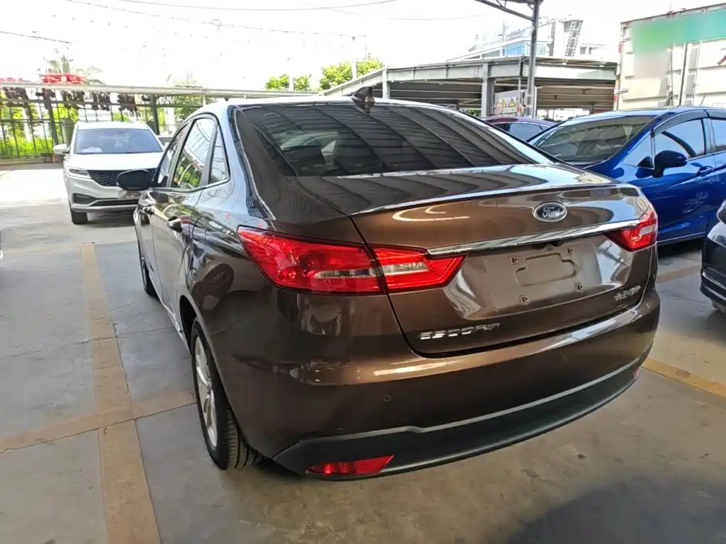 Ford Forrest 2019
