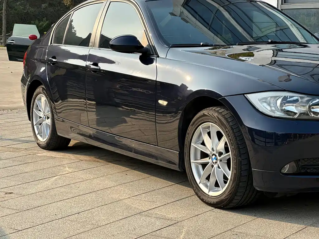 BMW 3 Series 2007