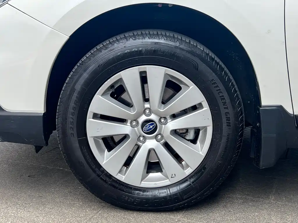 Subaru Outback 2017 — фото 22