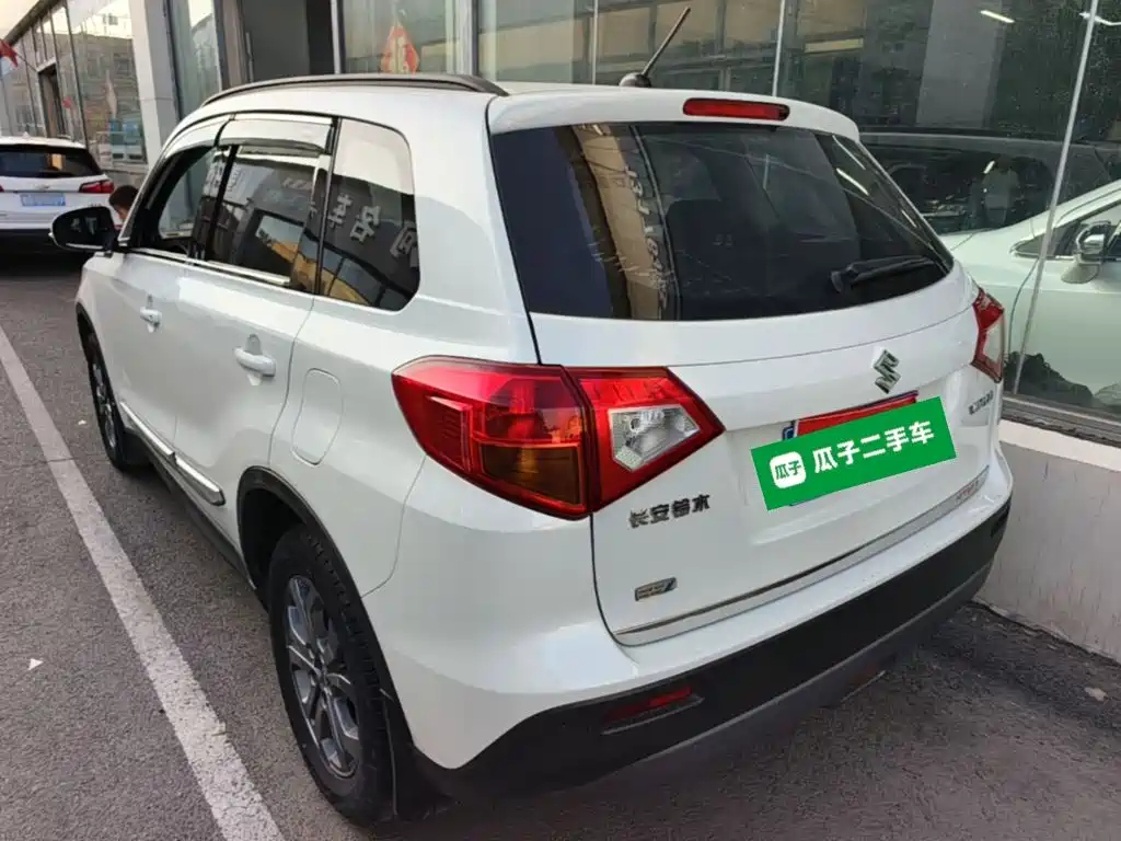 Suzuki Vitara 2016 — фото 5