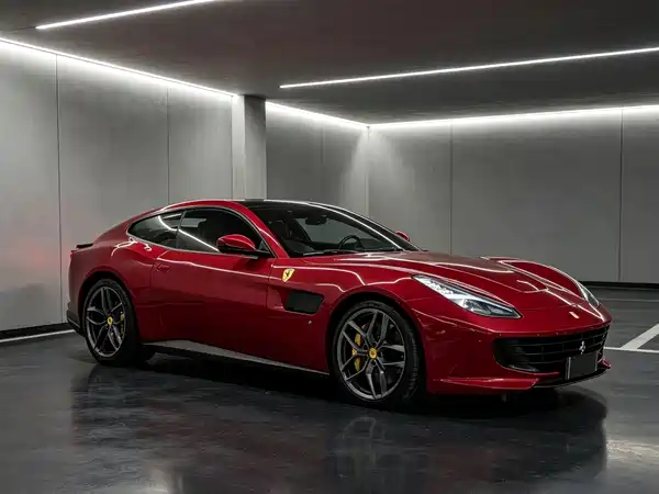 Ferrari GTC4Lusso 2018