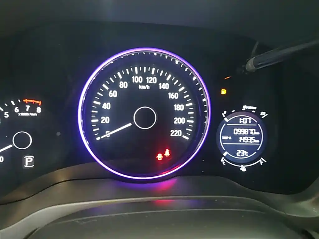 Honda Vezel 2017 — фото 12
