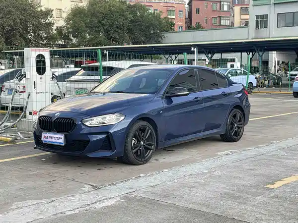 BMW 1 Series 2023