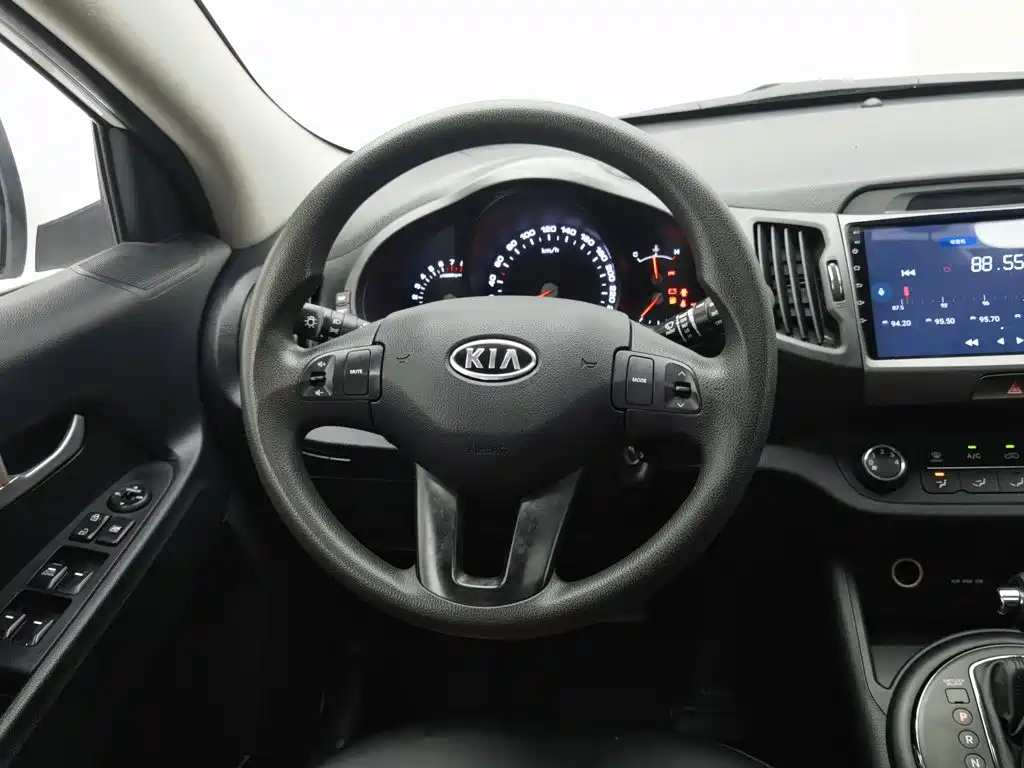 Kia Sportage 2013 — фото 11