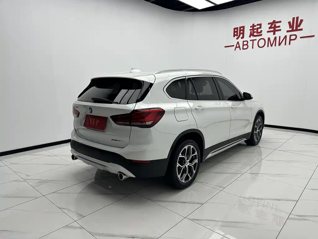 BMW X1 2022 — фото 9