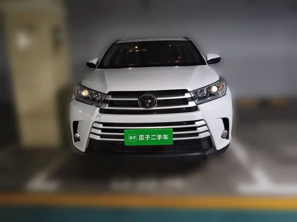 Toyota Highlander 2020 — фото 24