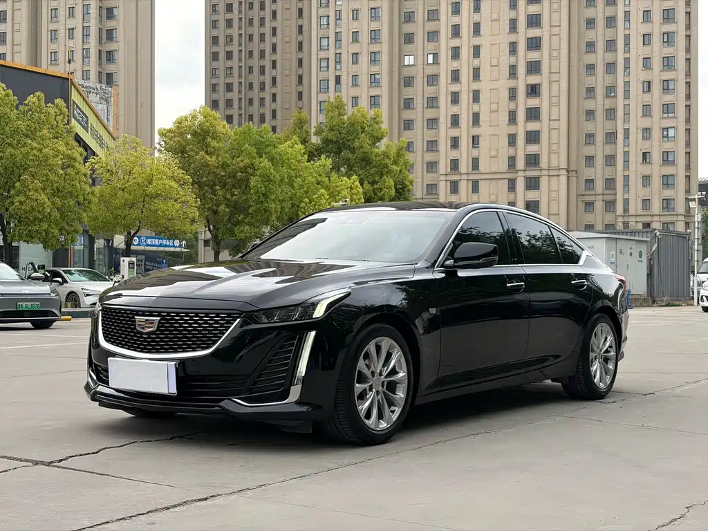 Cadillac CT5 2021 — фото 1