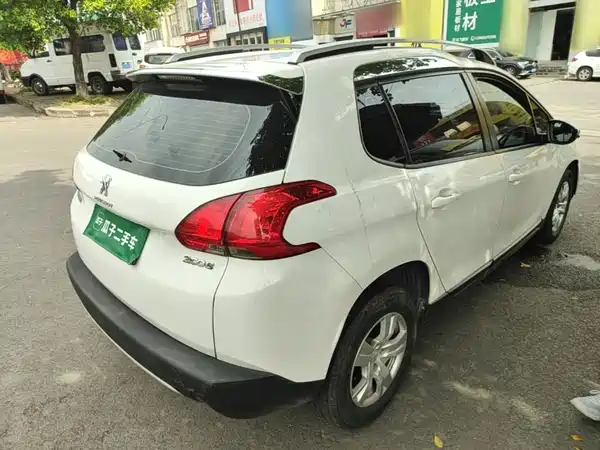 Peugeot 2008 2015