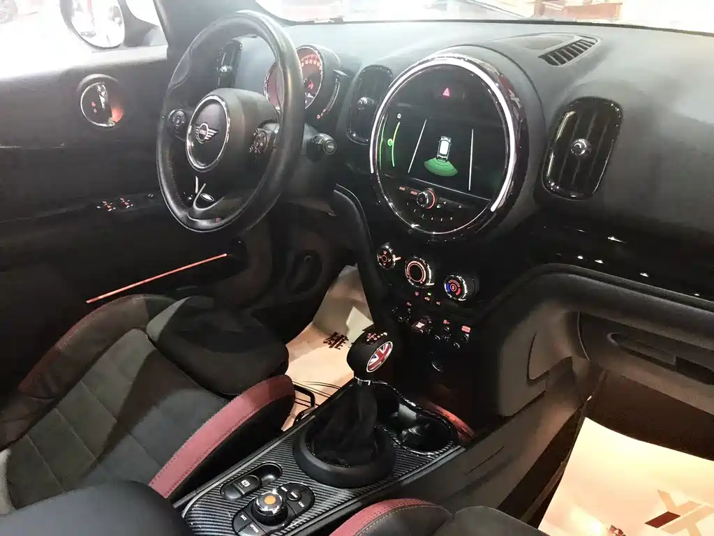 MINI Countryman 2019 — фото 10