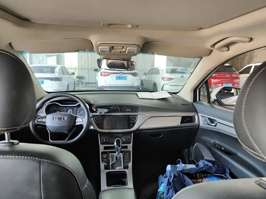 Geely Emgrand GS 2019 — фото 14