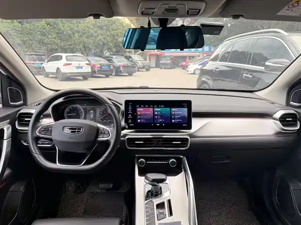 Geely Binyue 2021