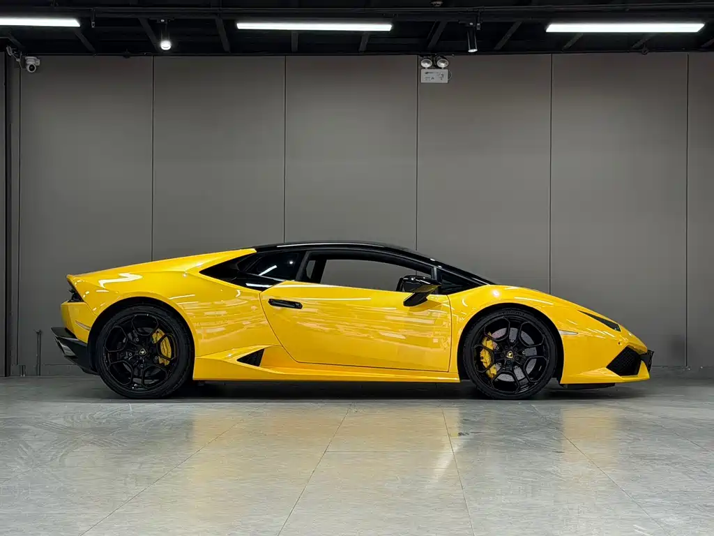 Lamborghini Huracan 2016 — фото 6