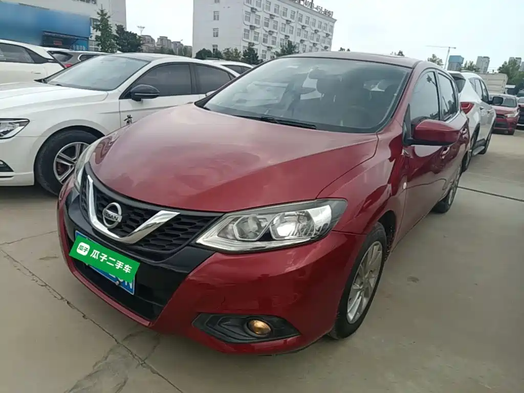 Nissan Tiida 2016 — фото 1
