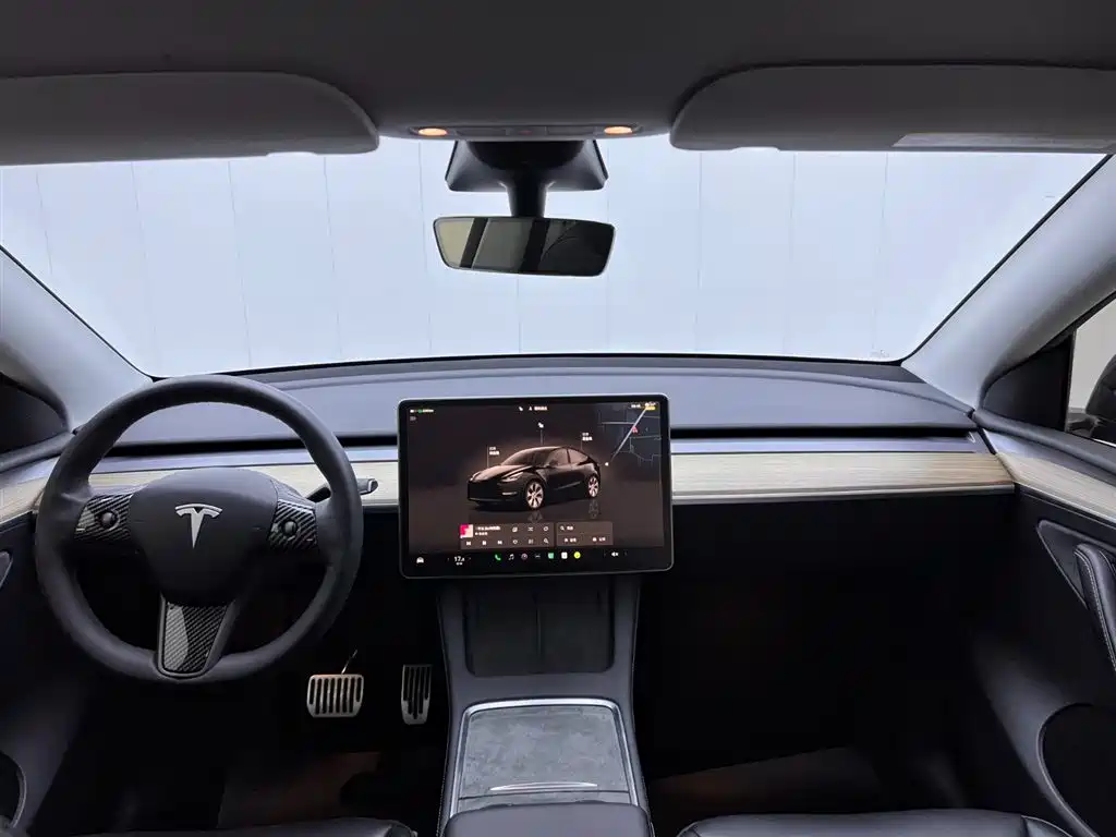 Tesla Model Y 2022 — фото 21