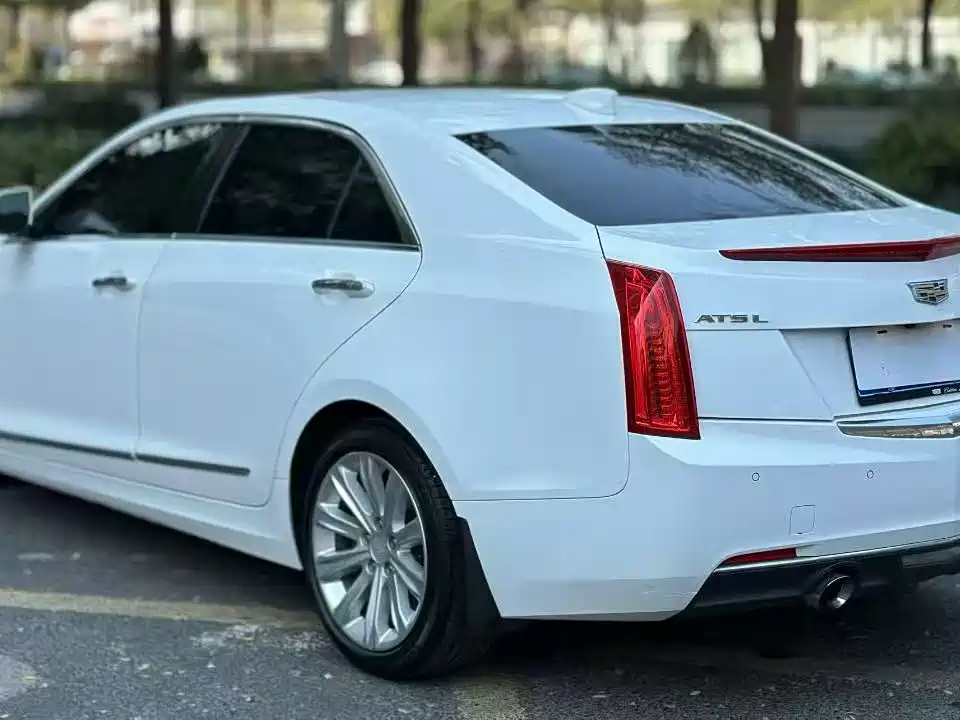 Cadillac ATS-L 2018 — фото 9