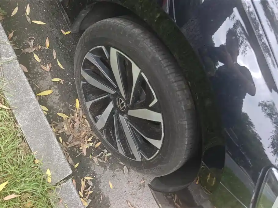 Volkswagen Passat 2023