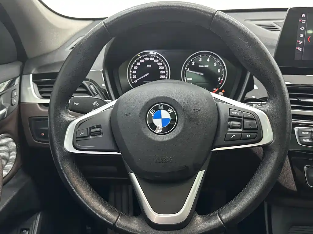 BMW X1 2022 — фото 12