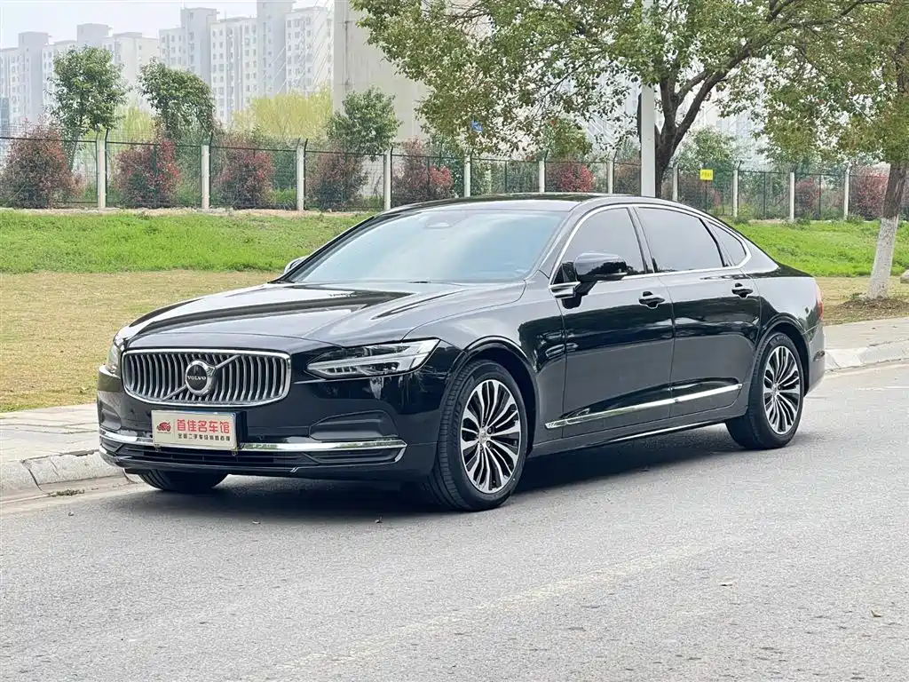 Volvo S90 2023 — фото 1