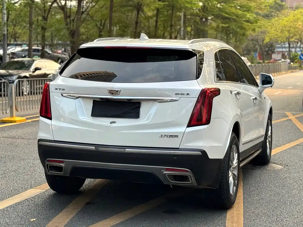 Cadillac XT5 2020 — фото 20