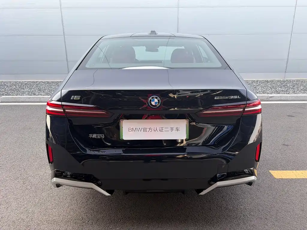 BMW i5 2025 — фото 14