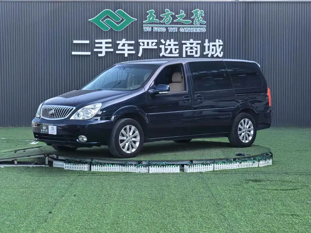 Buick GL8 2012
