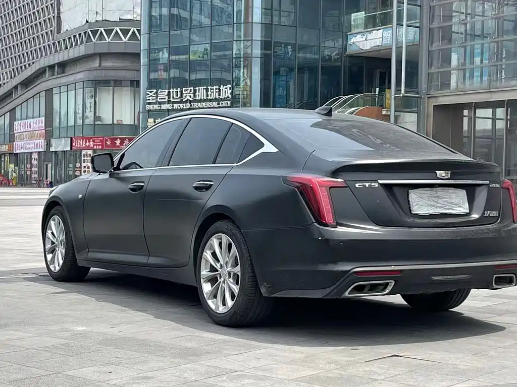 Cadillac CT5 2022 — фото 11