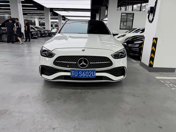 Mercedes-Benz C-Class 2025