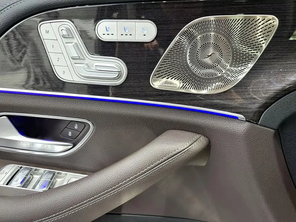 Mercedes-Benz GLS 2021 — фото 6