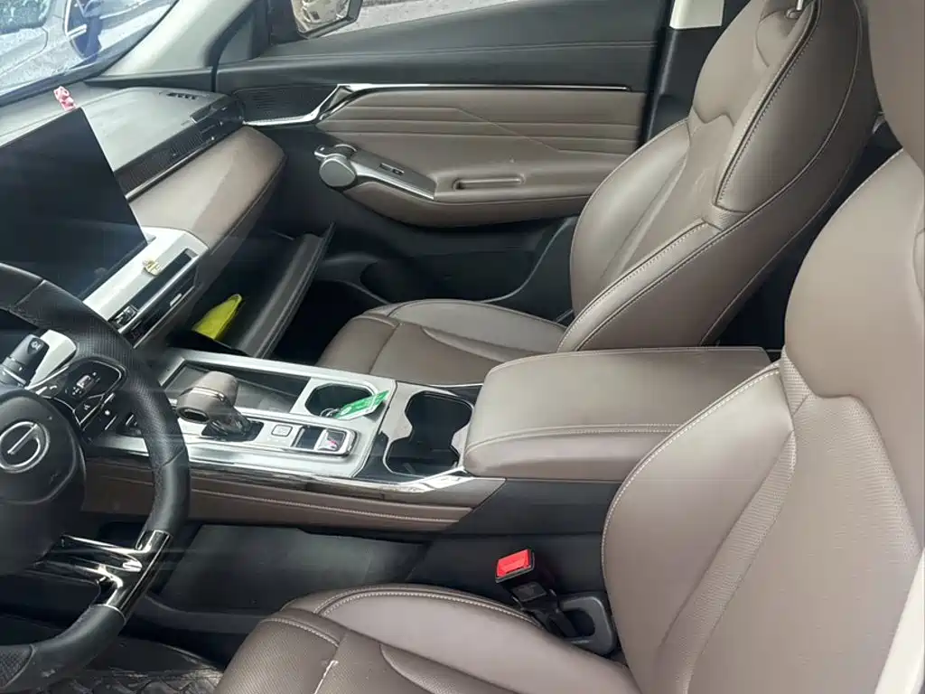 GAC Trumpchi GS4 2025 — фото 13