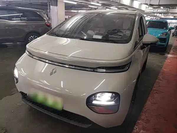 Baojun Yunduo 2023