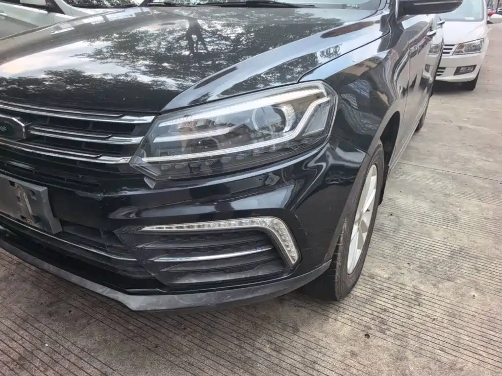 Zotye T600 Coupe 2018 — фото 24