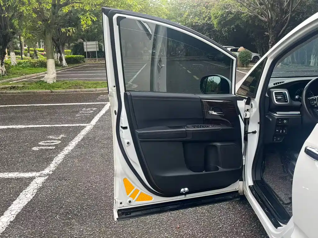 Honda Odyssey 2020 — фото 13