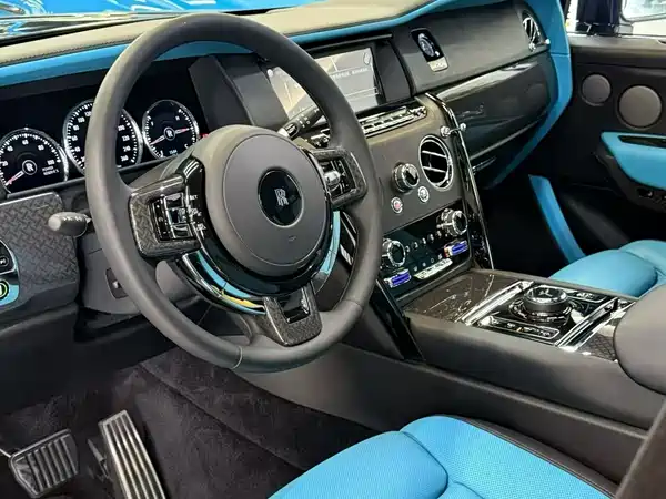 Rolls-Royce Cullinan 2020