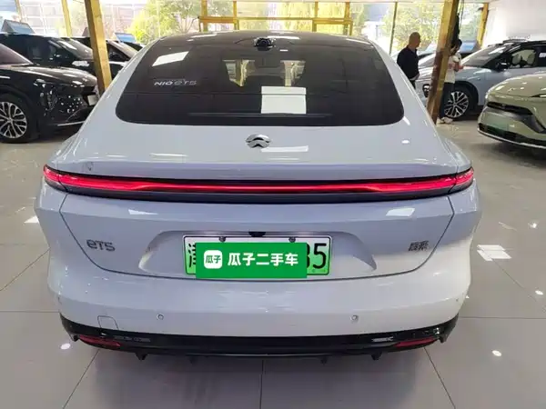 NIO ET5 2025